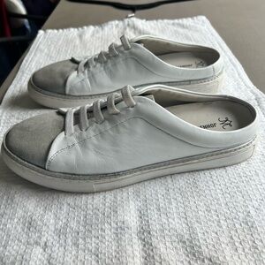 Johnston & Murphy White and Silver Slip-On Sneakers sz 9
